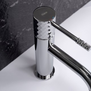 Bateria umywalkowa Rea Lungo Diamond Chrom Niska