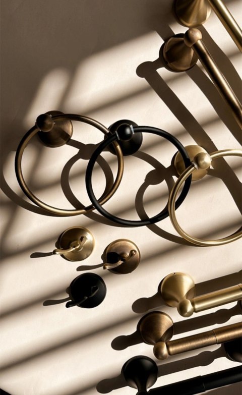 Wieszak łazienkowy RING 332867A Czarny RETRO